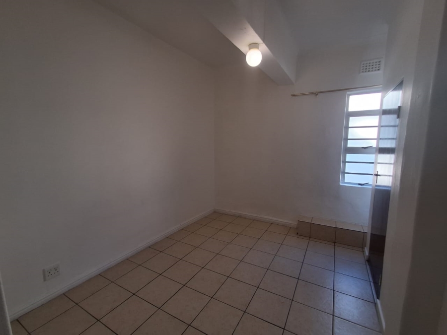 To Let 1 Bedroom Property for Rent in Parow Western Cape